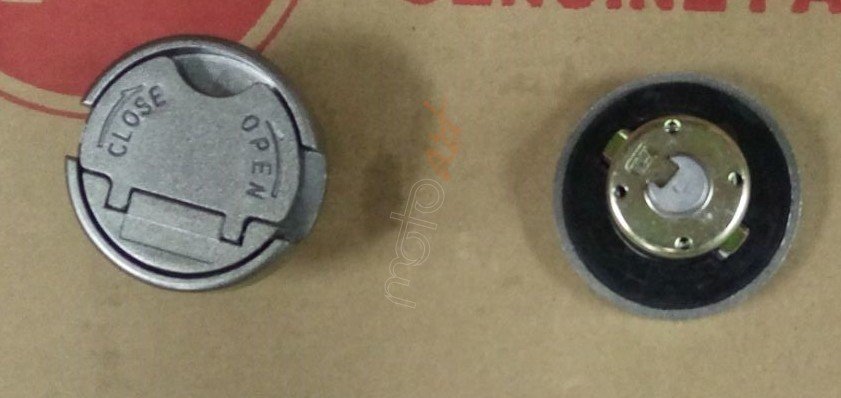 Fuel filter cap comp