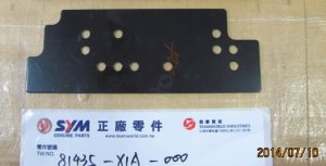 SYM TRUNK BOX BASE PLATE (FIDDLE 3 125 )