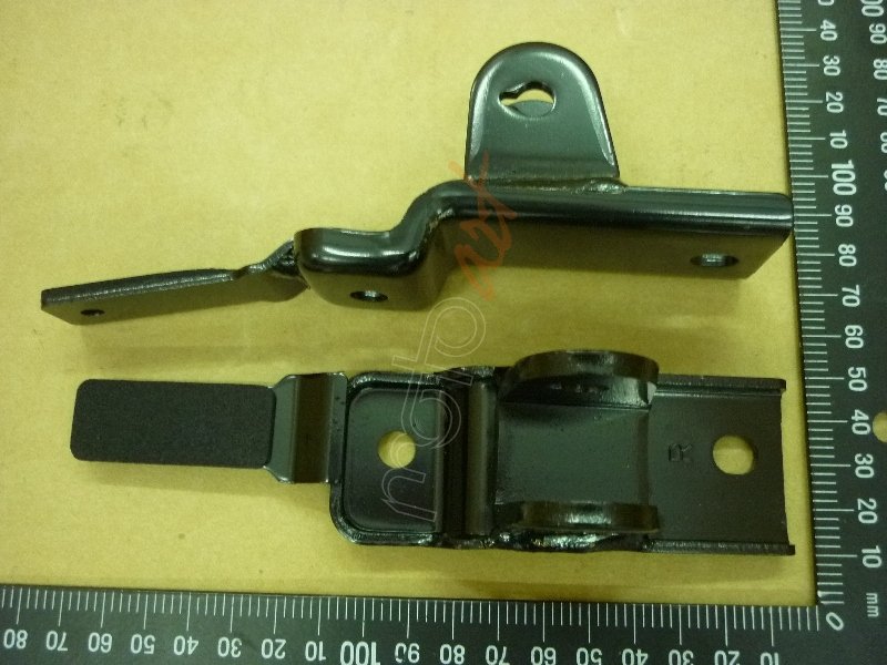 SYM SAĞ YOLCU BASAMAK İÇ BRAKET