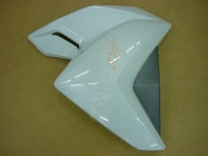 SYM SAG ON KAPAK BEYAZ WOLF250