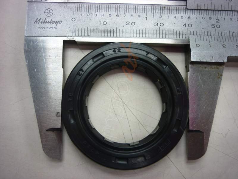 SYM OIL SEAL 27X42X7 ORBIT50