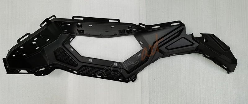 SYM_GRENAJ SURUCU AYAKBASMA ZEMIN PANEL SAG(R.)_ADET MOD.OZEL_ADX125_